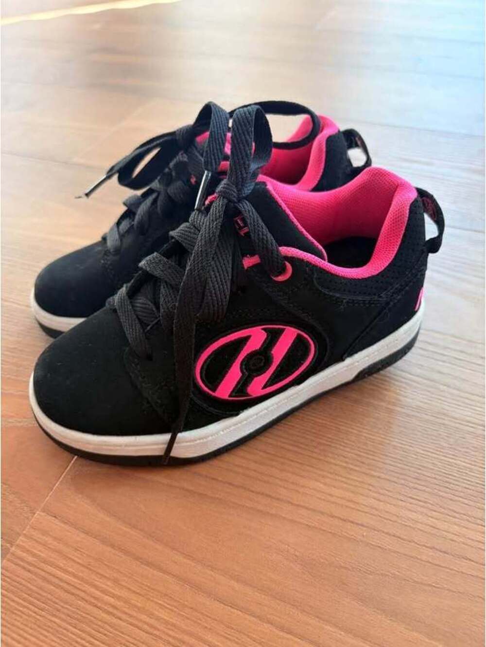 Heelys Wheeled Skate Shoes‎